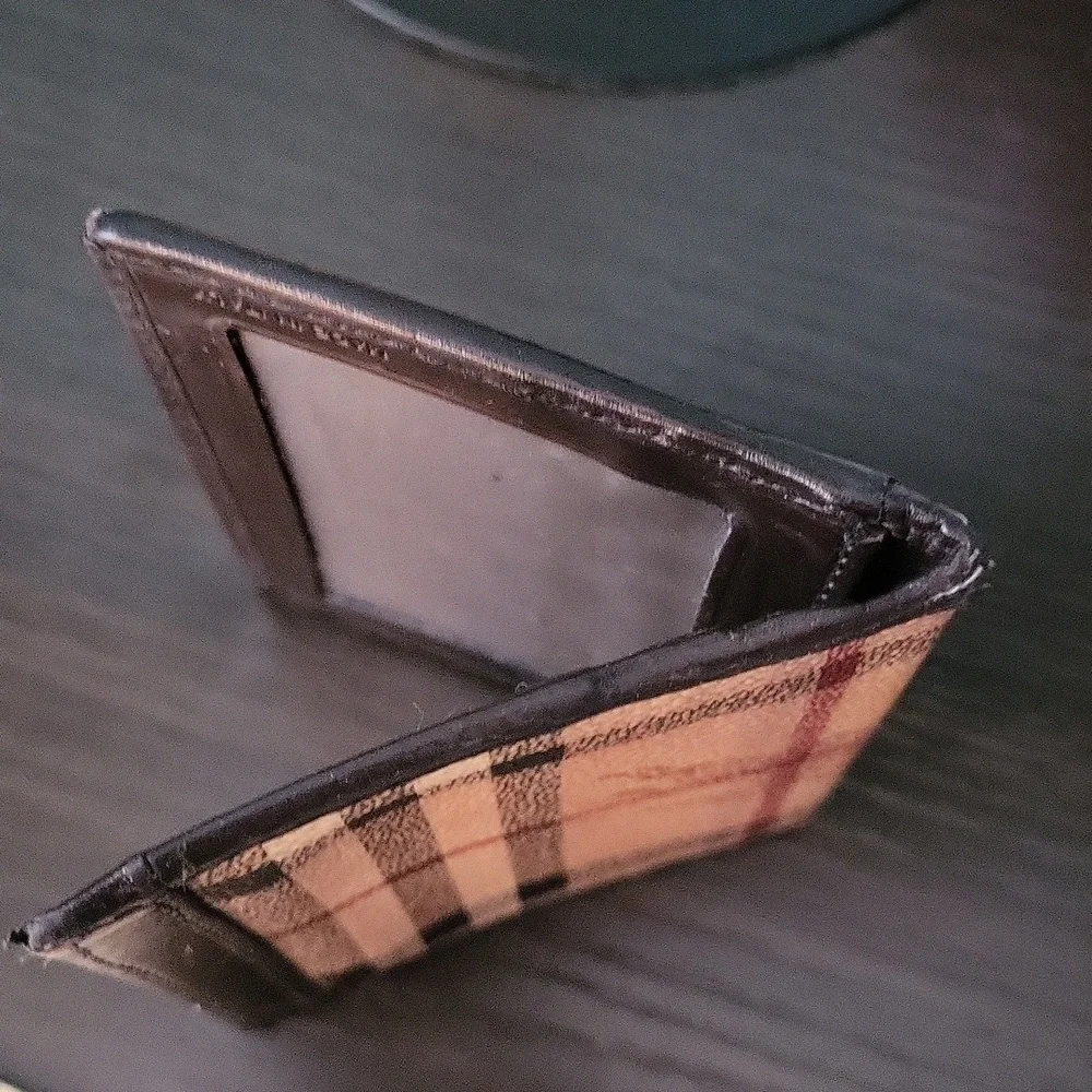 Burberry Haymarket signature print designer Card Holder